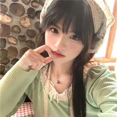 群莺乱飞